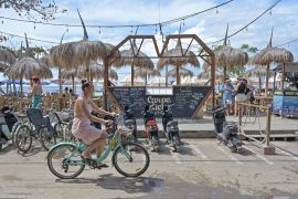 Tajuk ANTARA NTB - Menyelamatkan gili dari sengketa