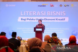 Kemenekraf-Bank Mandiri-OJK perkuat literasi bisnis pegiat kreatif&nbsp;