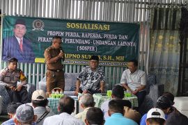 Suripno sosialisasikan program bedah rumah Pemprov Kalsel