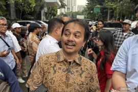 Polisi cecar Roy Suryo 85 pertanyaan soal kasus ijazah palsu Jokowi
