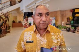 Disdik Papua Barat tanggung biaya pembelian seragam siswa kurang mampu