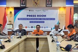 Operasi SAR KMP Tunu Pratama Jaya diperpanjang tiga hari