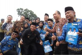 Bupati Muarojambi Bambang Bayu Suseno serahkan SK PPPK