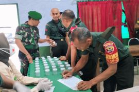 Cegah narkoba, Ratusan prajurit Kodim Lombok Tengah jalani tes urine