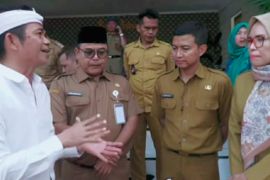 Bupati Purwakarta sebut kepala dinas harus hadir saat pelayanan publik desa