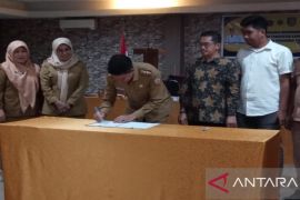 Pemkab Konsel siapkan Rp10 miliar biaya kuliah gratis bagi mahasiswa