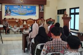 Pemkab Demak  perkuat mental pemuda perangi narkoba serta HIV/AIDS