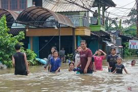 Pasca banjir, Dinas Kesehatan Tangerang waspadai wabah DBD