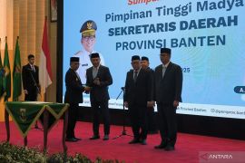 Deden Apriandhi resmi dilantik jadi Sekda Provinsi Banten