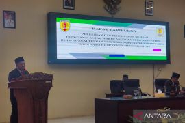 Bupati HST harapkan PAW anggota DPRD dapat semakin meningkatkan kinerja