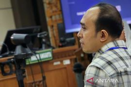 Saksi:  Suami Mbak Ita beri bocoran Bapenda Semarang di-TO KPK