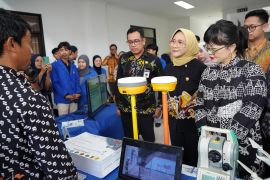 Wamendiktisaintek: Mahasiswa harus terlibat riset tingkatkan daya saing