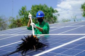 Listrik untuk rakyat, PLN tingkatkan kontribusi energi hijau di NTB