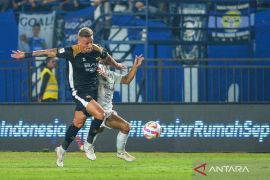 Penyerang  muda Persib Zulkifli Lukmansyah gali ilmu dari pemain senior