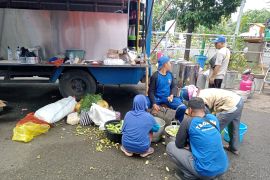 Dapur Umum Mataram siapkan 6.000 nasi bungkus untuk korban banjir