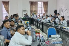 Pemkab Manokwari gunakan skema "reimburse" biayai pendidikan gratis