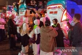 Kemenag Cianjur mencatat 1.413 haji sudah kembali ke tanah air