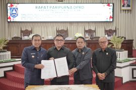 Semua fraksi DPRD setujui raperda perubahan pajak dan retribusi daerah