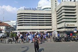 Aremania beri dukungan langsung laga Arema vs Oxford di Stadion Si Jalak Harupat