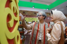 Desainer Didiet Maulana puji tas rajut kriya Pontianak, dibeli Ketua Umum TP PKK Pusat