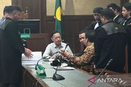 JPU: Tom Lembong tak terima dana tapi kebijakannya perkaya 10 pihak