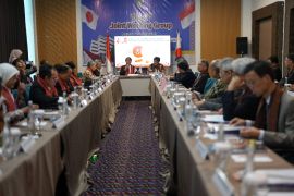 Japan-Indonesia Rectors Forum propose research consortium