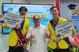 Dua mahasiswa UI berhasil raih predikat terbaik di ajang Pilmapres 2025