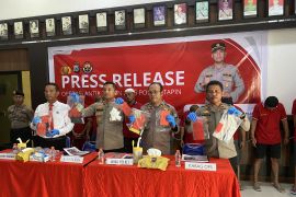 Polres Tapin tangkap 10 tersangka dan sita 219 gram sabu