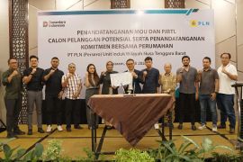 PLN tandatangani komitmen sambungan listrik 1.734 rumah di Lombok