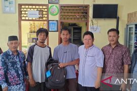 Wabup Bangka Tengah ingatkan sekolah tidak biarkan pungli