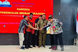 Manokwari libatkan tokoh agama susun Ranperda Minuman Beralkohol