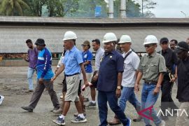 Bupati Jayapura minta perusahaan sawit memperhatikan pendidikan warga