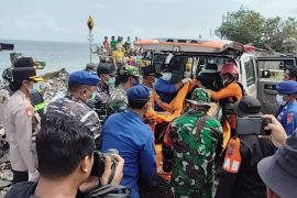 Satu lagi jenazah diduga penumpang KMP Tunu Pratama ditemukan