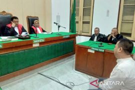 Mantan Kepala BKD Langkat divonis bebas di kasus suap PPPK