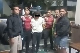 Aksi kejaran-kejaran polisi dan pelaku pencurian motor di Lombok Barat