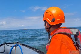 Hari ke-11 tim SAR fokus cari korban KMP Tunu ke selatan Selat Bali