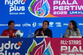 Erick Thohir tak lagi rangkap jabatan komite wasit ikuti saran FIFA