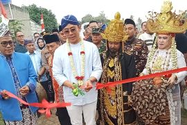 Bupati Lamsel dukung pawai Padepokan Wangsa Syailendra untuk dukung kelestarian budaya Lampung