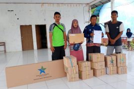 Disarpustaka salurkan ribuan buku untuk desa dan rumah ibadah di Kapuas