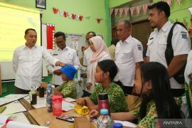 Pemkot Surabaya keluarkan SE MPLS Ramah di satuan pendidikan