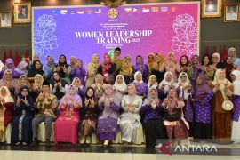 Ny. dr. Dian Puspita Fadly Amran : Padang siap jadi tujuan wisata MICE