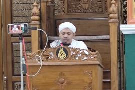 Ustadz Walad Hadrawi ungkap makna pikir pada keimanan dan kebenaran