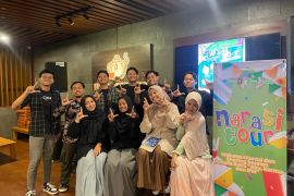 MahasiswiPGSD UMS menyemai semangat literasi lewat Narasi Tour IPM Jateng