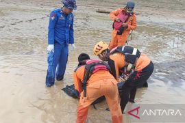 SAR temukan  jazad pencari batu kerikil tenggelam di Sungai Batanghari