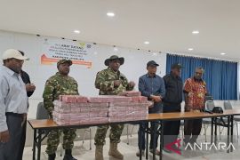Pemkab Jayawijaya salurkan bantuan sosial Rp20,2 miliar