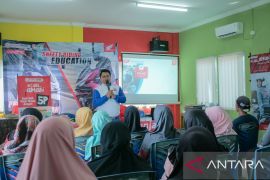 Honda Babel-Satlantas Polres Belitung edukasi "Safety Riding" di Lesung Batang