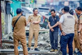 Bupati Karawang sebut proyek drainase perkotaan harus tetap jaga kebersihan