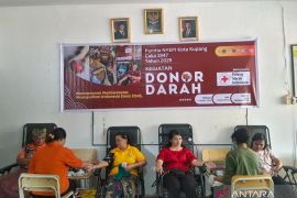 PMI NTT mengajak relawan penuhi kebutuhan 3.000 kantong darah per bulan