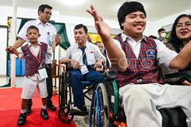 MPLS di sekolah luar biasa - Foto