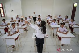 Govt considers public input for National Education System Law revision